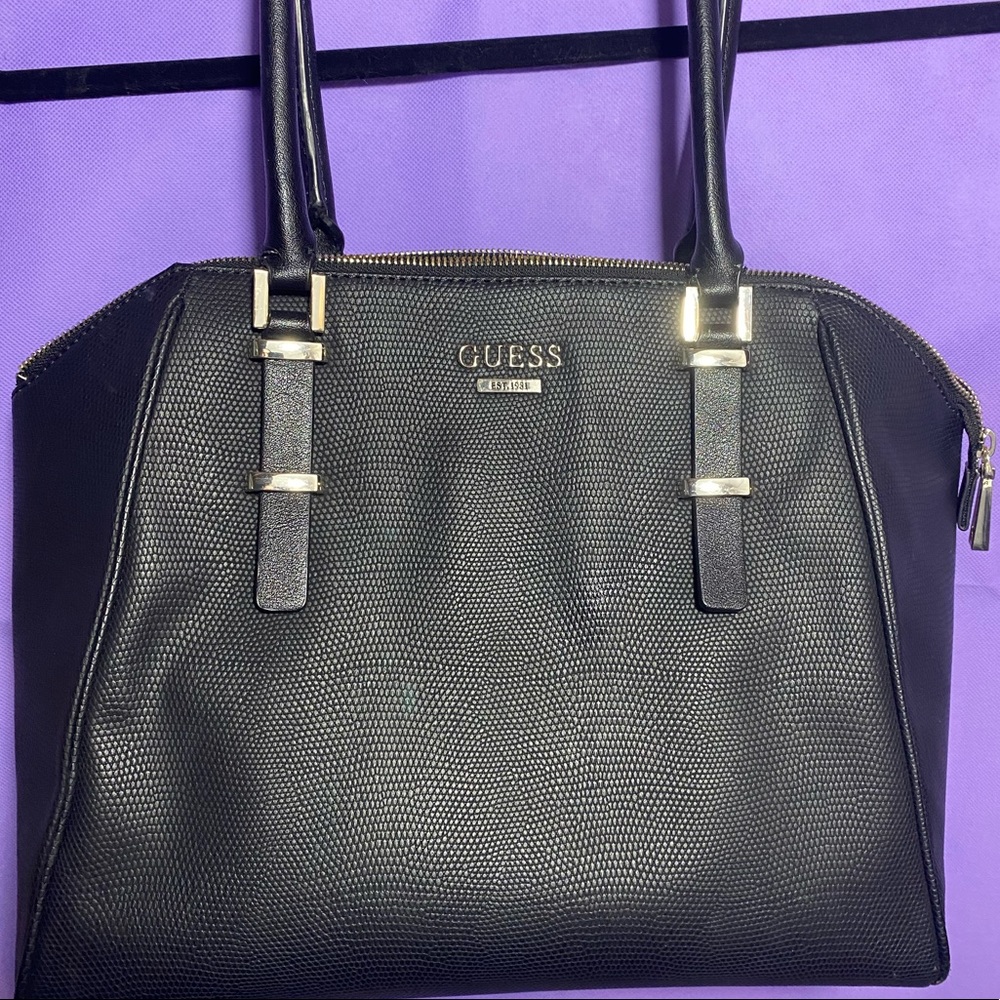 Guess Shoulder bag